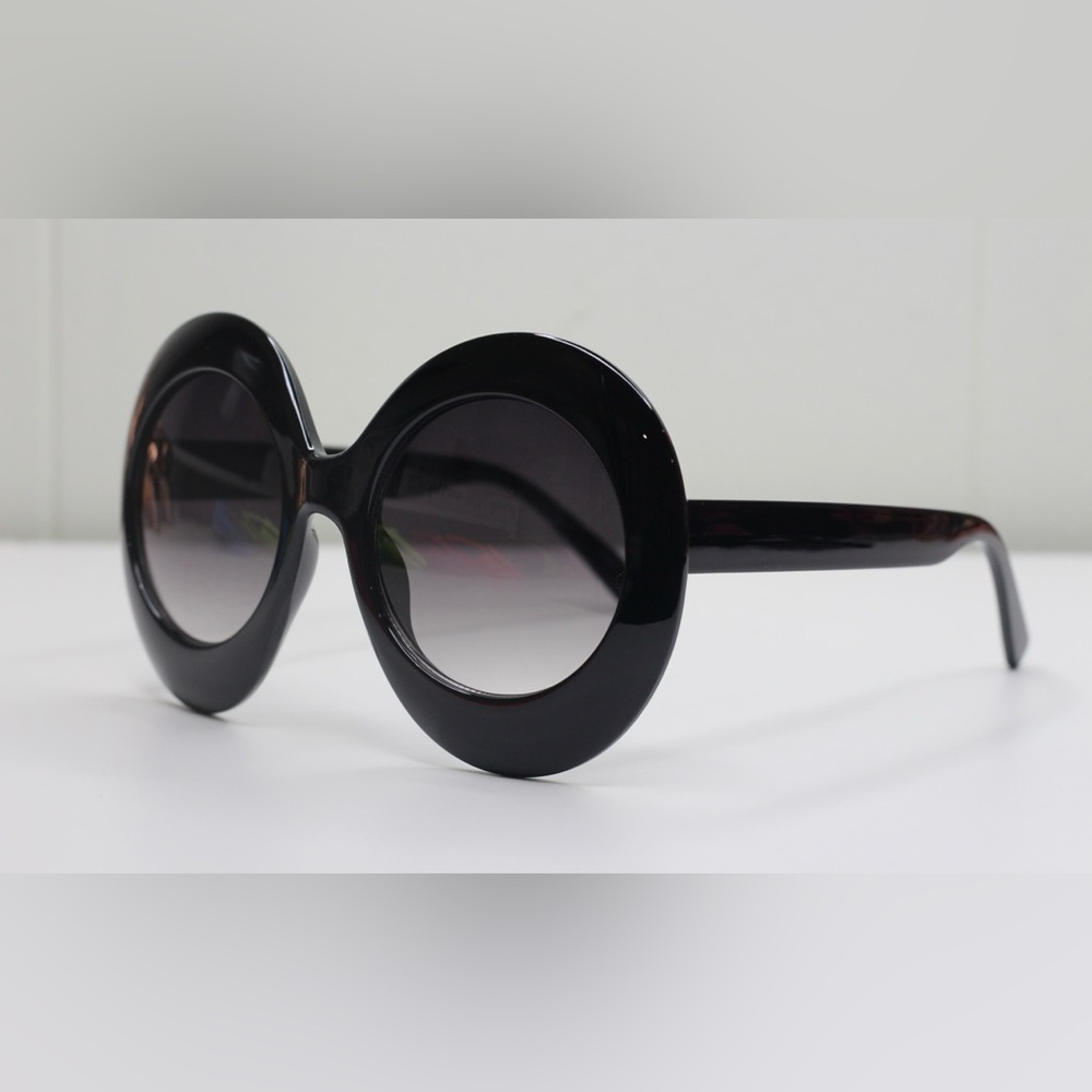 Oversized Round Sunglasses